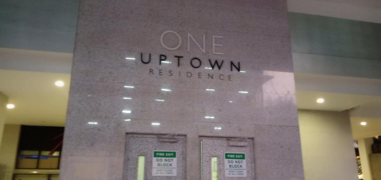 One Uptown Opposite Of Grandhyatt Hotel Manila Taguig City エクステリア 写真