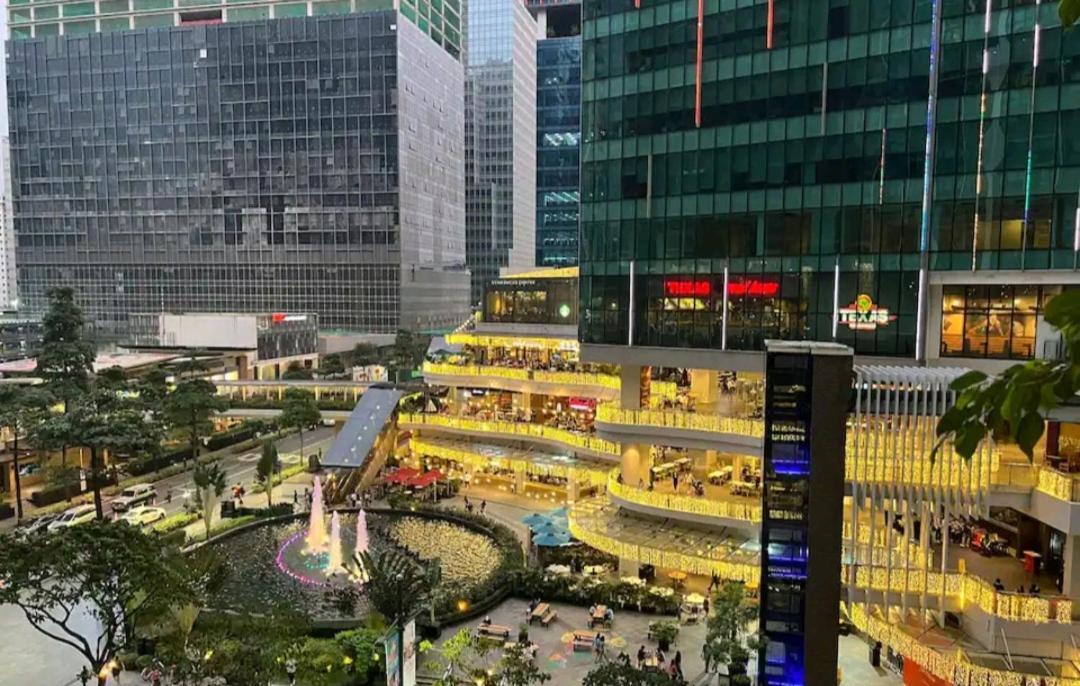 One Uptown Opposite Of Grandhyatt Hotel Manila Taguig City 部屋 写真